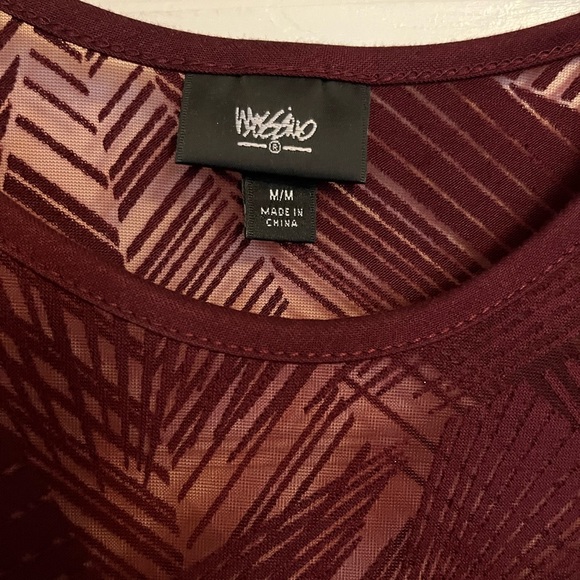 Mossimo tank - Picture 2 of 4